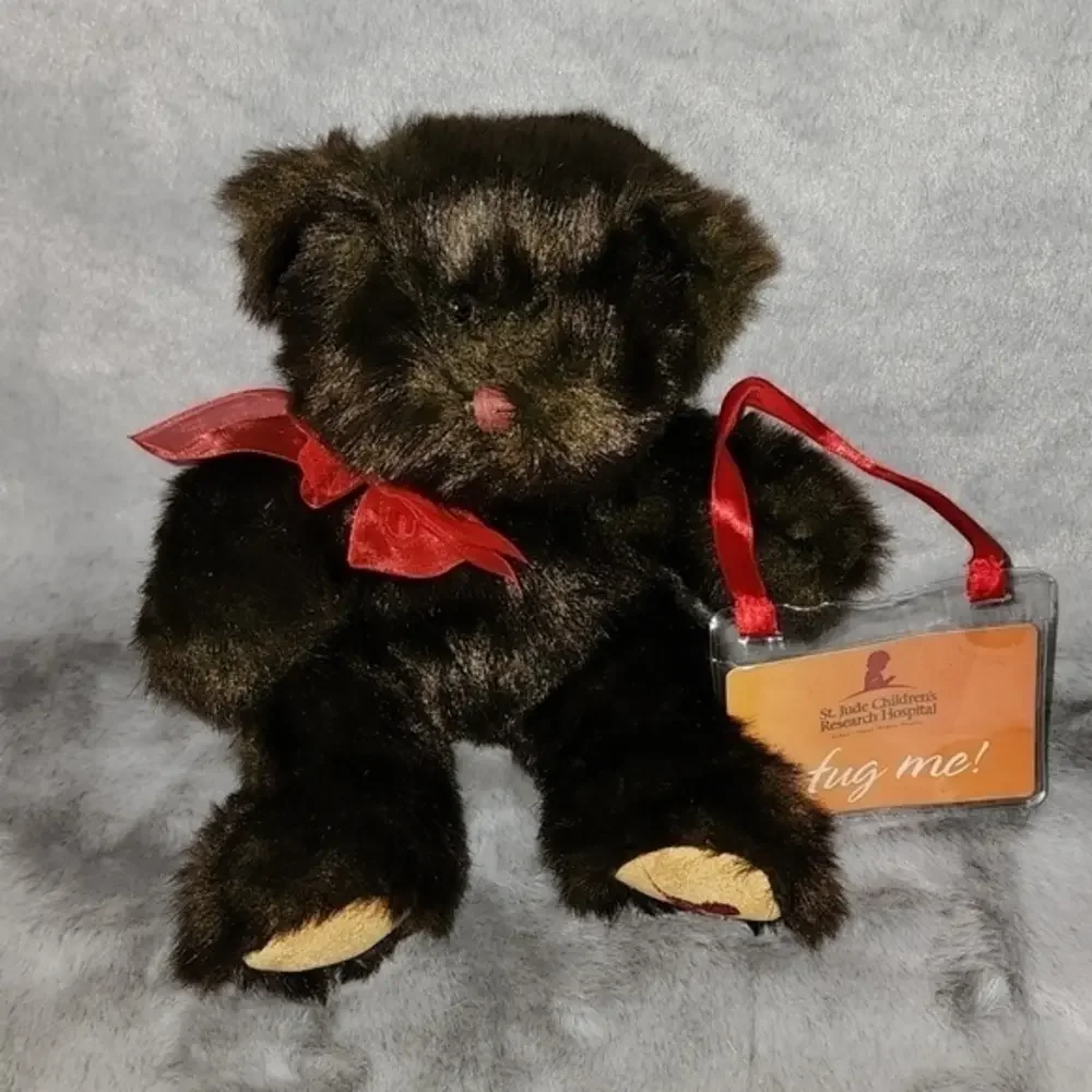 St. Jude Brown Bear with Hug Me‎ Sign